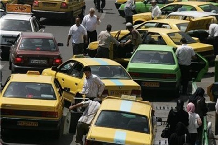  وجود 4هزار تاکسی فرسوده در آذربایجان غربی/ مطالعات جامع ترافیکی شهرهای استان انجام می شود
