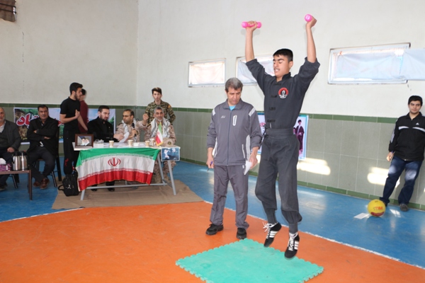 مسابقات ورزش های همگانی بسیجیان در میاندوآب برگزار شد + تصاویر
