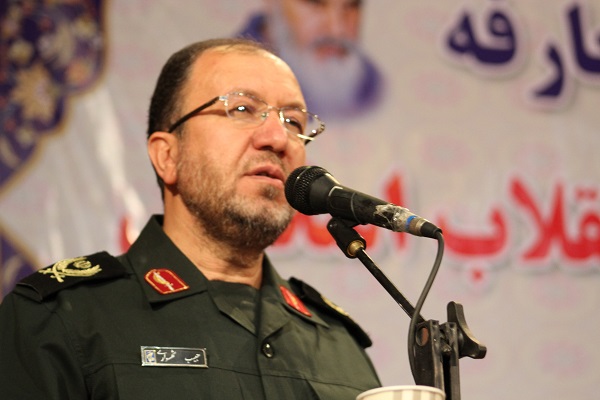 دشمن روی عملیات روانی برنامه ریزی کرده است/تمام پایگاههای آمریکا در تیررس جمهوری اسلامی قرار دارد