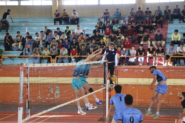 ارومیه قهرمان والیبال امیدهای آذربایجان غربی شد/ میاندوآب، در سکوی دوم ایستاد