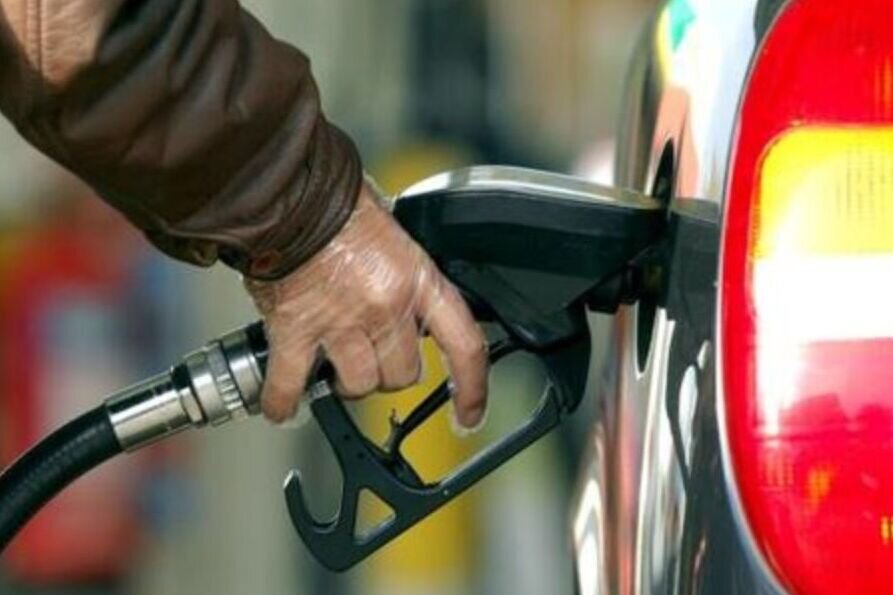 مصرف بنزین در منطقه میاندوآب ۱۵ درصد افزایش یافت
