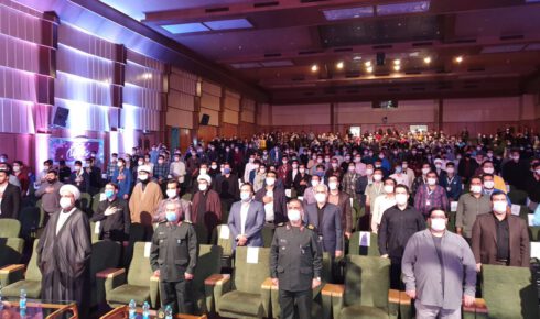 تجلیل از فعالان بسیجی عرصه فضای مجازی کشور/ سردار سپهر: عرصه جنگ نرم را خالی نخواهیم کرد/ معین:دوران بزن در رو در فضای مجازی گذشته است