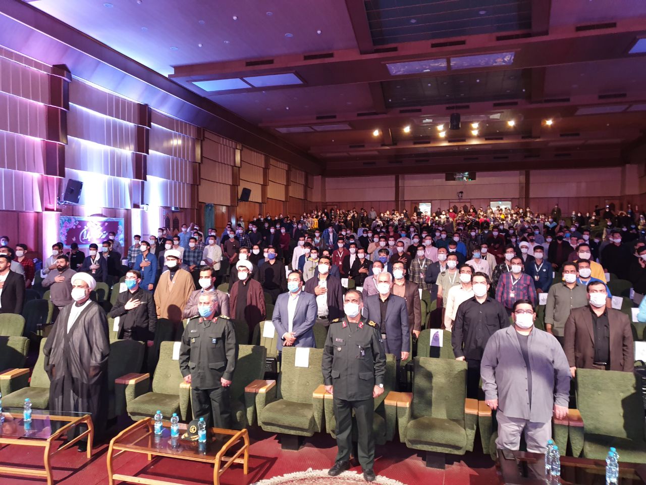 تجلیل از فعالان بسیجی عرصه فضای مجازی کشور/ سردار سپهر: عرصه جنگ نرم را خالی نخواهیم کرد/ معین:دوران بزن در رو در فضای مجازی گذشته است