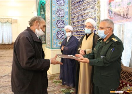 ایثارگران و رزمندگان روستای چالخاماز تجلیل شدند