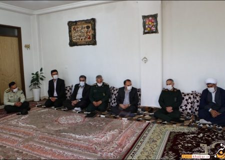 جانشین سپاه شهدا با خانواده شهید امیری در میاندوآب دیدار کرد