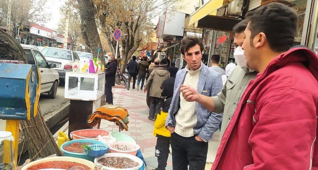 پایش مراکز فروش ماهیان زینتی در میاندوآب