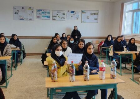 دختران دانش آموز میاندوآبی آجر بومیار ساختند