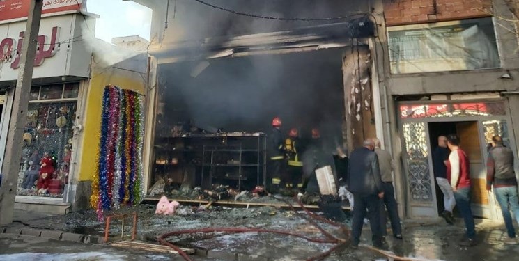 آتش‌سوزی یک باب مغازه در میاندوآب مهار شد