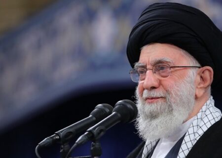 رئیس جمهور در آستانه سفر به چین با رهبر انقلاب دیدار کرد