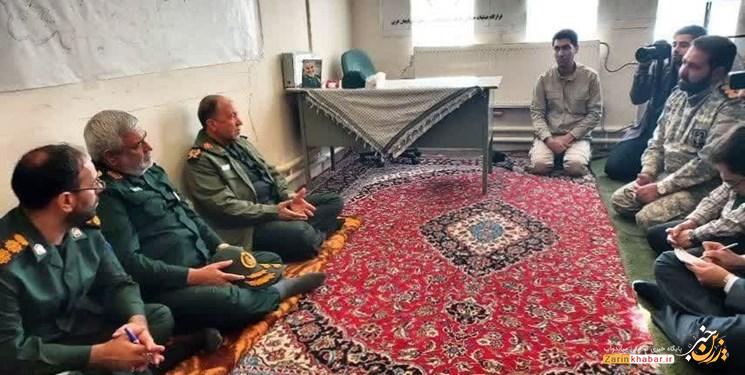 خدمت رسانی بیش از ۴۰۰ گروه جهادی به مردم مناطق زلزلهزده خوی