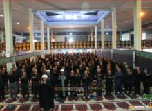 اقامه هم‌زمان نماز ظهر عاشورا و جمعه در مصلی امام خمینی (ره) میاندوآب + تصاویر