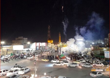 نورافشانی آسمان میاندوآب با ذکر نورانی «الله‌اکبر»