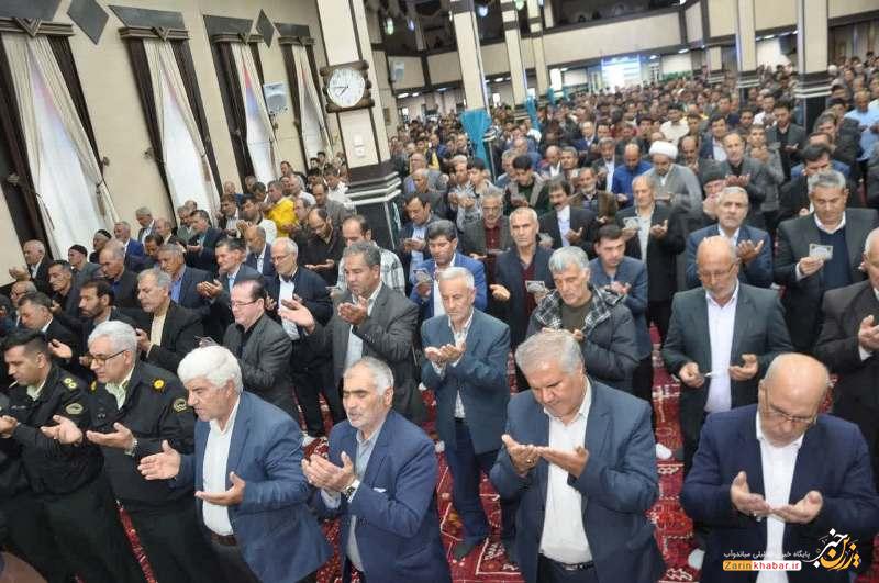 اقامه نماز عید فطر در چهاربرج/تصاویر