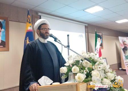 شهید مطهری مقابل تهاجم فکری دشمنان ایستاد