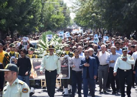 تشییع پیکر شهید مدافع وطن در میاندوآب