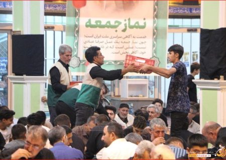 سفره اطعام رضوی در میاندوآب برپا شد + تصاویر