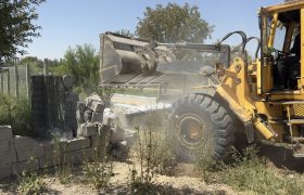 اجرای حکم تخریب ۲ بنای غیرمجاز در میاندوآب