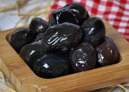 آغاز توزیع خرمای مضافتی ویژه اربعین در آذربایجان‌غربی
