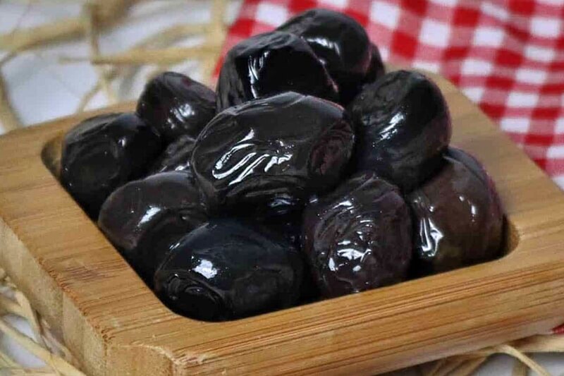 آغاز توزیع خرمای مضافتی ویژه اربعین در آذربایجان‌غربی