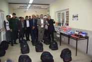 توزیع ۴۰۰ بسته لوازم‌التحریر بین دانش‌آموزان نیازمند میاندوآب