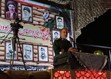 مقاومت ملت ایران، دشمن را ناامید کرده است